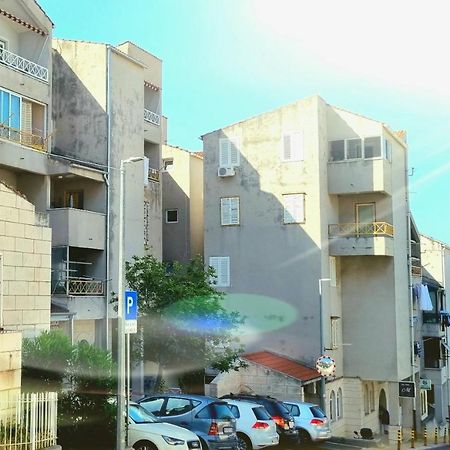 Vista Mare Apartment - 3 Bedroom, Sea View Makarska Dış mekan fotoğraf