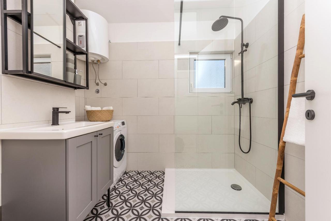 Vista Mare Apartment - 3 Bedroom, Sea View Makarska Dış mekan fotoğraf