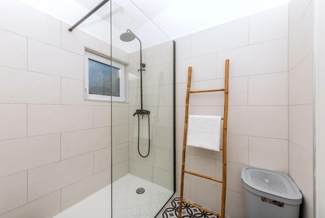 Vista Mare Apartment - 3 Bedroom, Sea View Makarska Dış mekan fotoğraf
